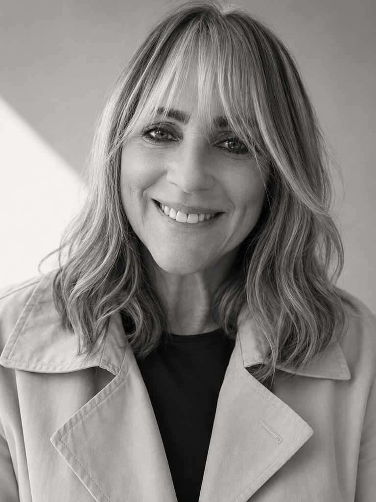 Eileen Honey Strauss, editorial strategist and writer.
